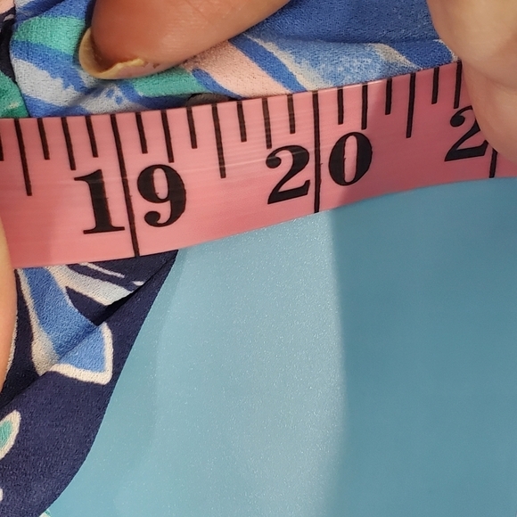 Lilly Pulitzer blue tropical print blouse S - Picture 2 of 13